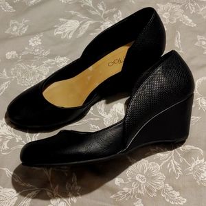 Black leather wedges